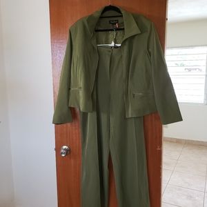 Green plus size suit